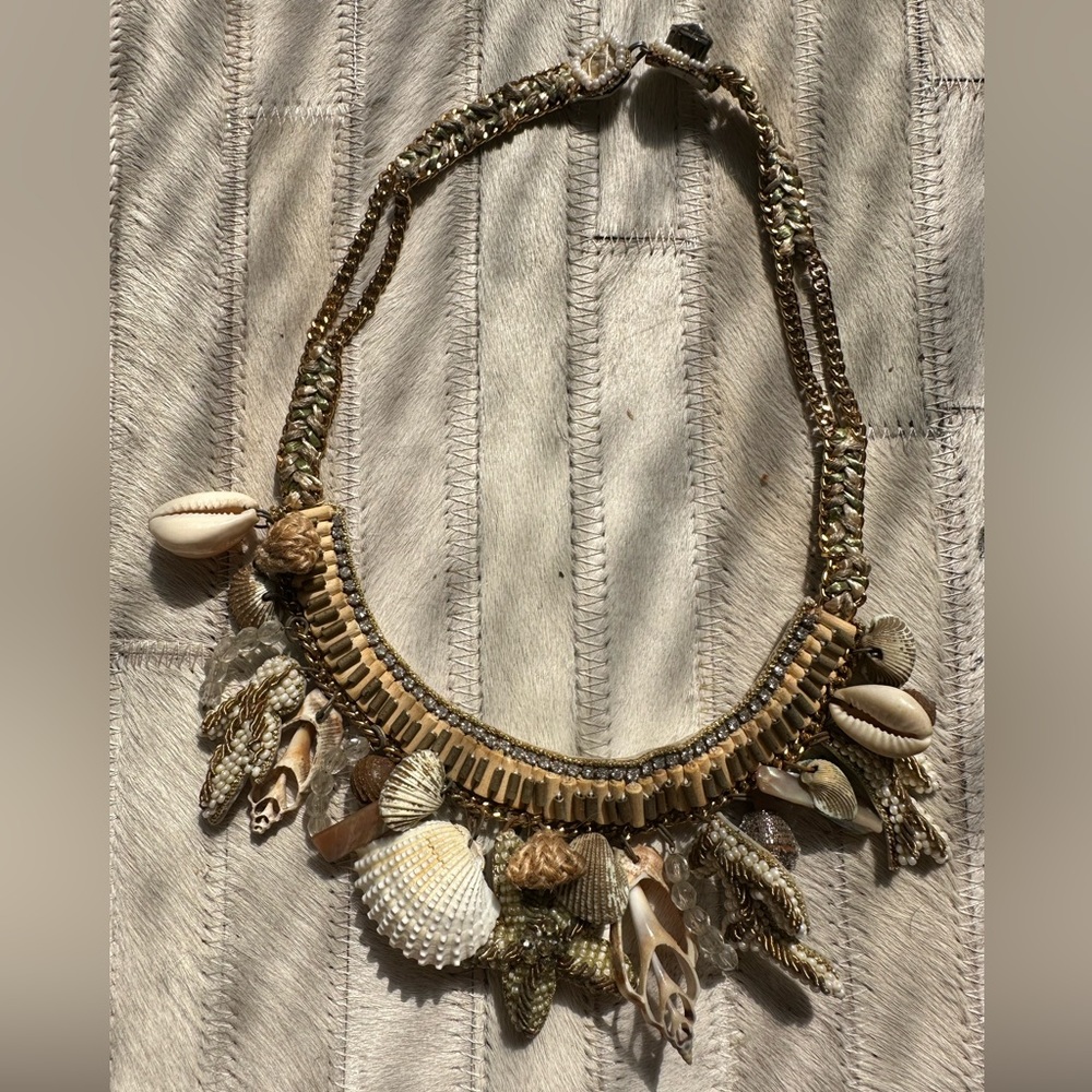 Suzanna Dai statement shell necklace